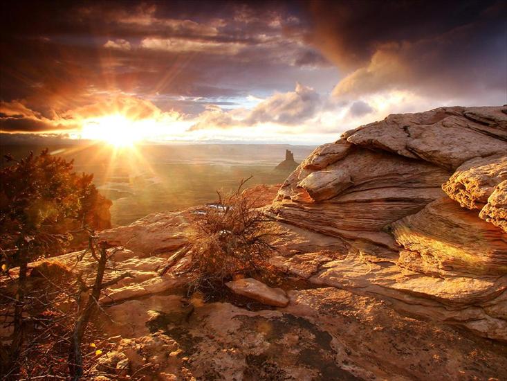 Widescreen HQ Nature And Other - sunny-canyon-wallpapers_8754_1600x1200.jpg
