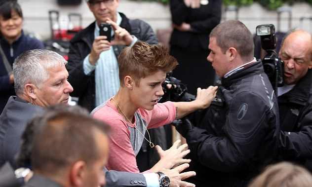 Justin Bieber London - fdrgbdrft.jpg