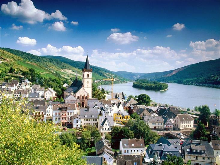 Niemcy - Lorch Village, Hesse, Rhine River, Germany.jpg