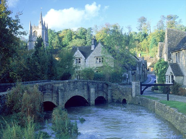 Mosty i tunele - castle_combe_cotswolds_england-normal.jpg