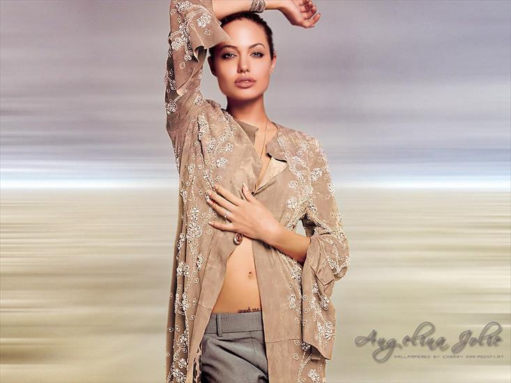 Angelina Jolie - celebrities_268.jpg