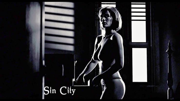 Hot Actress 6 Widescreen - Sin_City_naked.jpg
