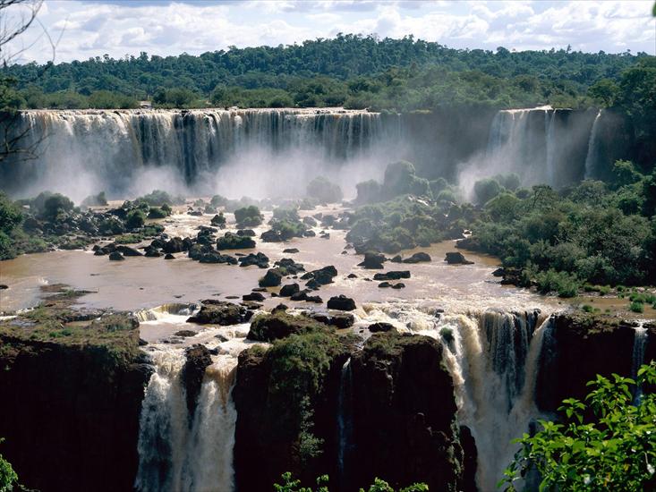 Waterfalls - 13 - Iguassu Falls, Brazil00.jpg