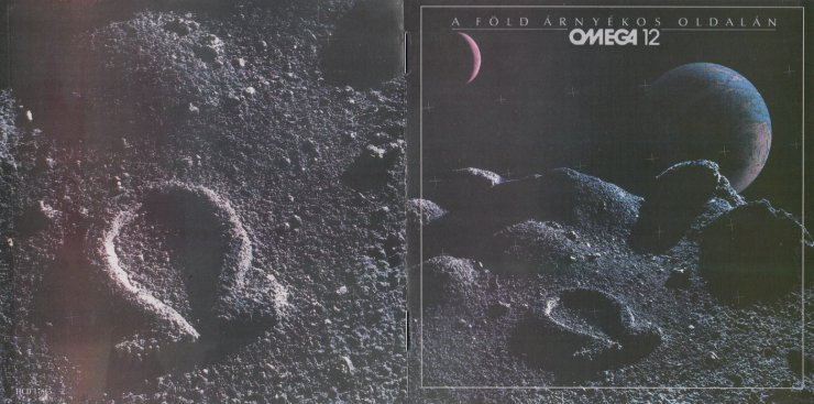 CD 12. Omega - A Fld rnykos oldaln - double front.jpg
