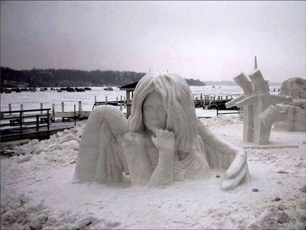 Śnieżne rzeźby - cc26ae1cf5c6025fa42687e.jpg